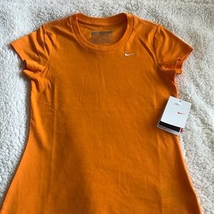 NWT WOMENS DRI-FIT ORANGE TOP XSMALL